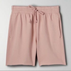 TNA | Cozy AF Fleece Sweatshorts - Size XS Pink 3”